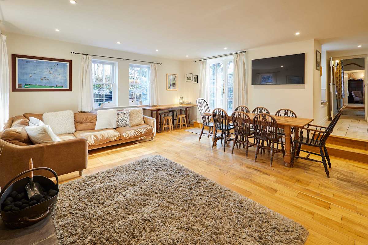 Newton Cottage – photo 3