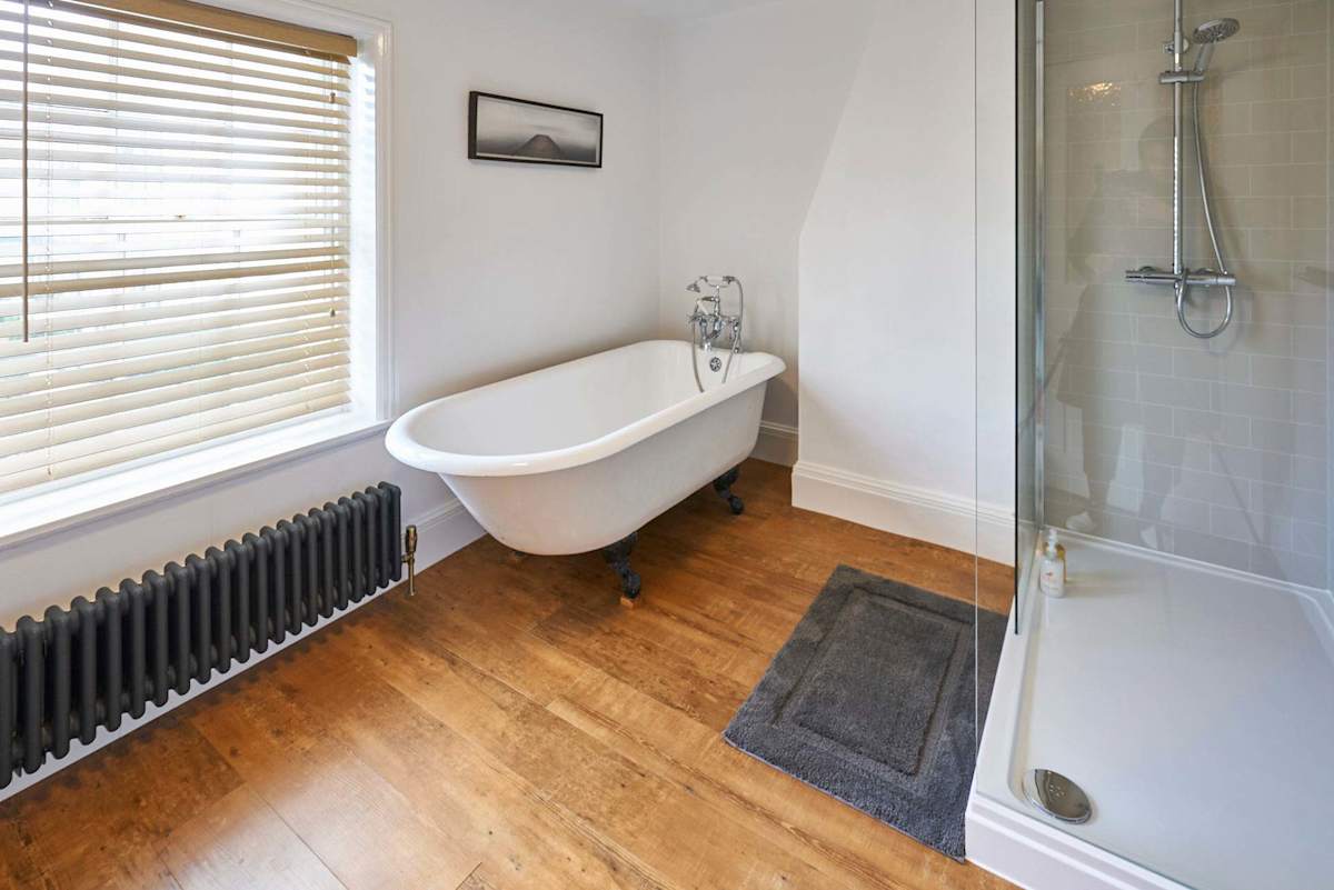 Bedford Street – photo 15