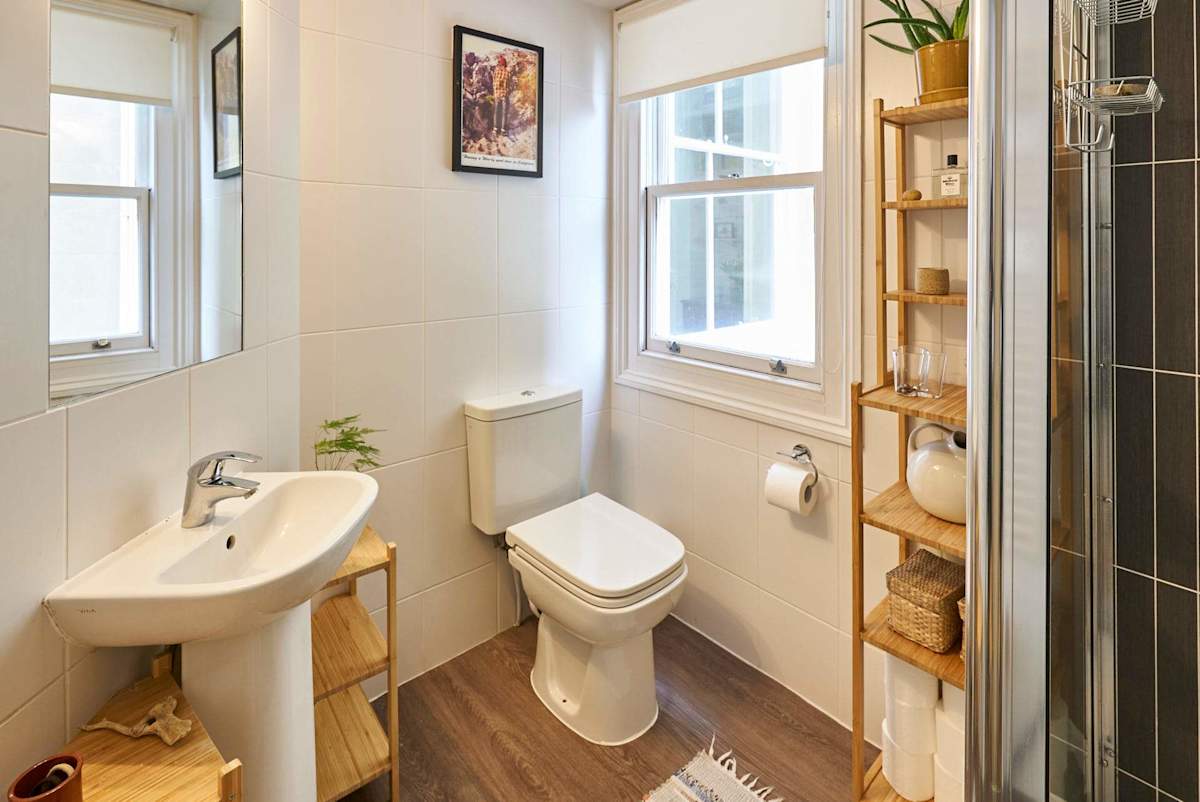 Brunswick Place Flat – photo 10