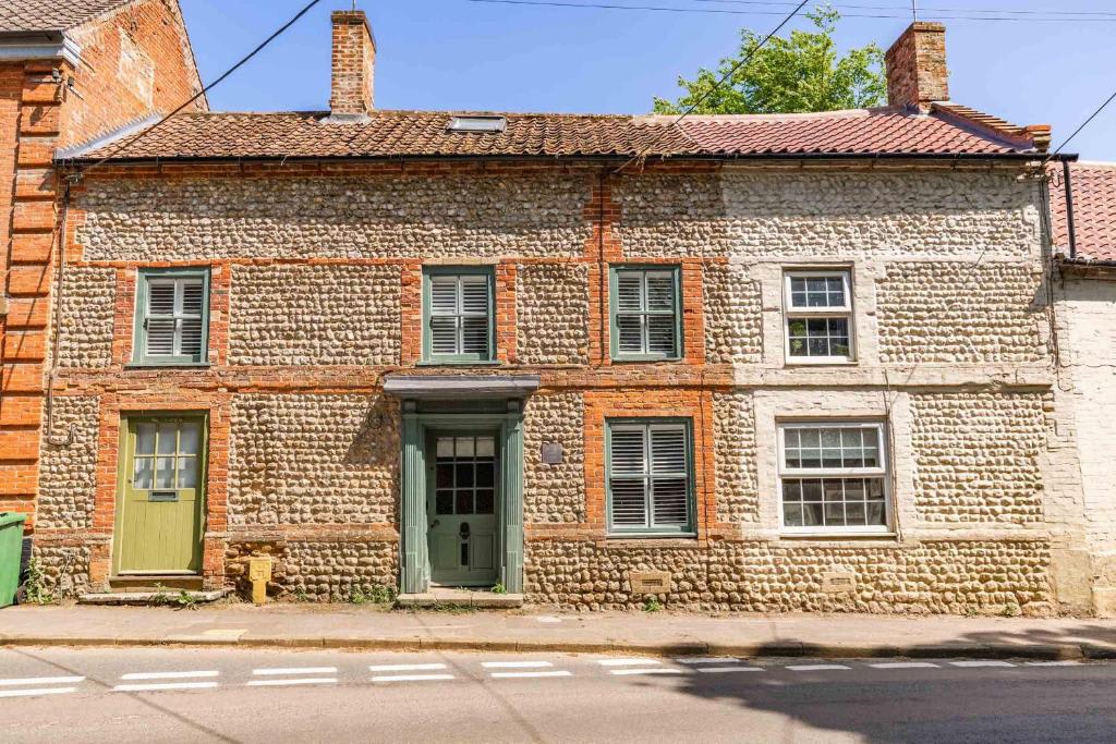 The Old Post Office in Docking – photo 28