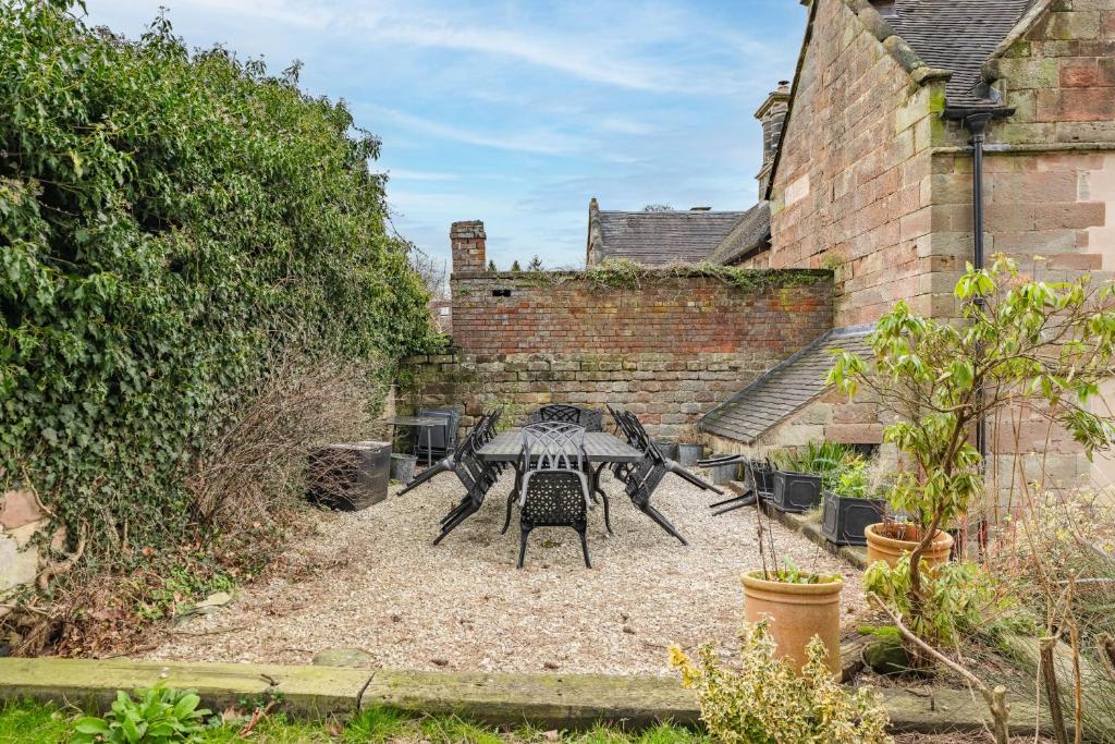 Old Hall - Middle Mayfield – photo 32