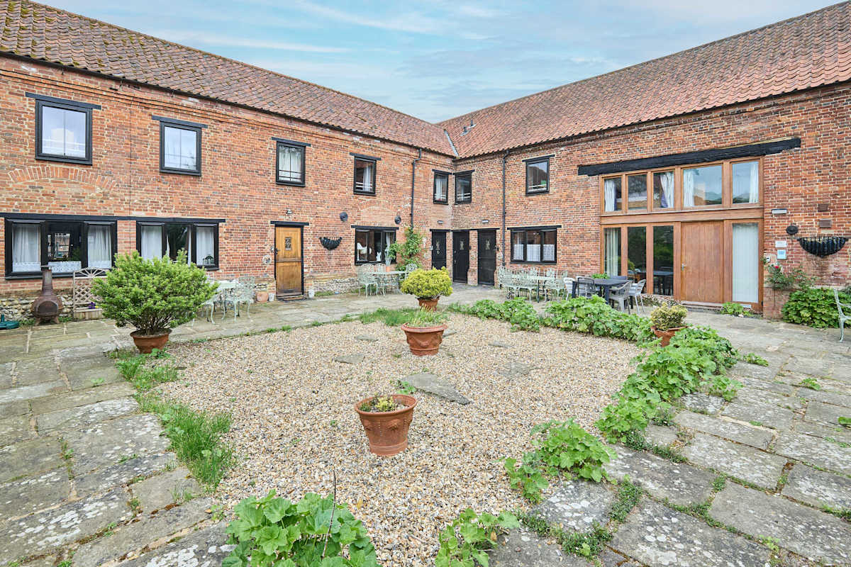 West Barn – photo 19