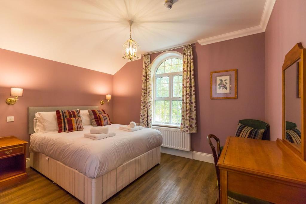 Redwings Sanctuary Rooms – photo 14