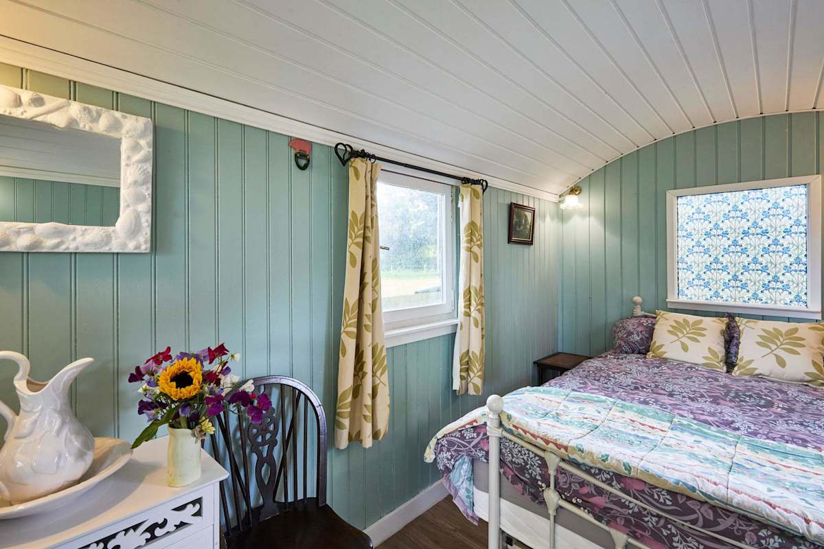 Shepherd's Hut – photo 4