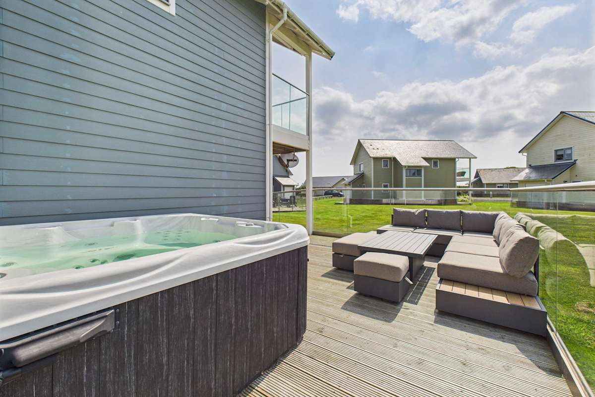 Bayview Lodge – photo 8