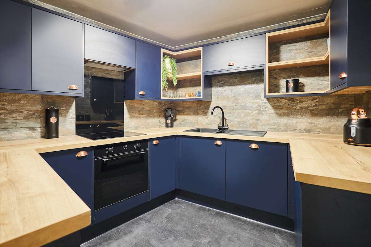 Regency Mansions Apartment – photo 3