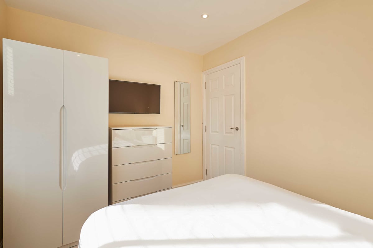 Ross's View, Second Floor, Apartment 4 – photo 11