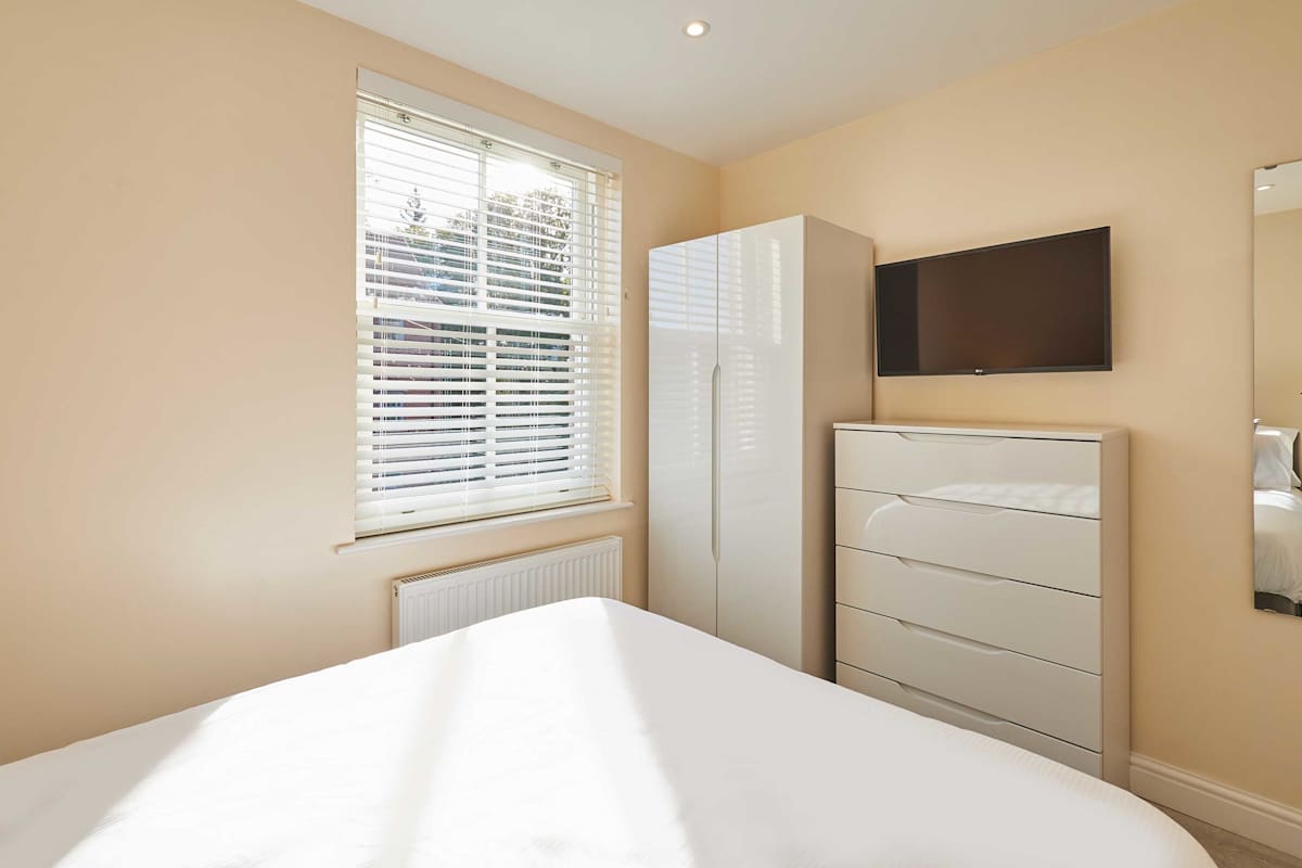 Ross's View, Second Floor, Apartment 4 – photo 9