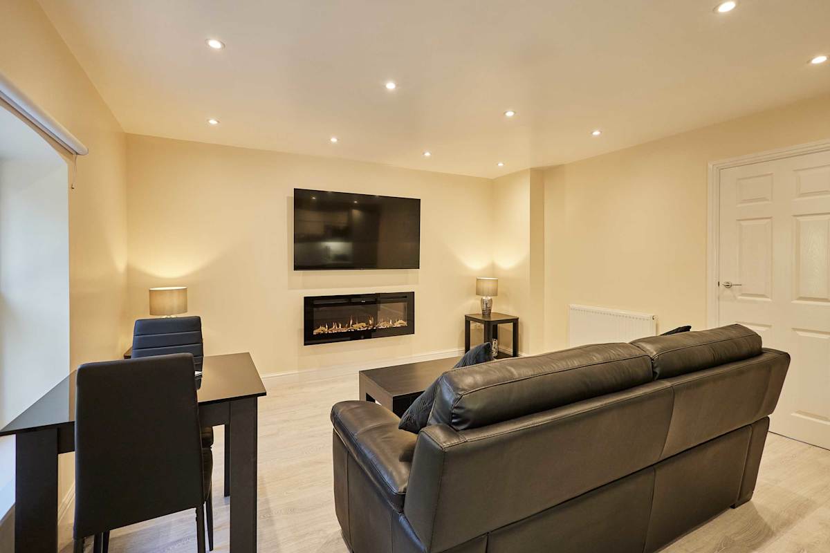 Ross's View, Second Floor, Apartment 4 – photo 8