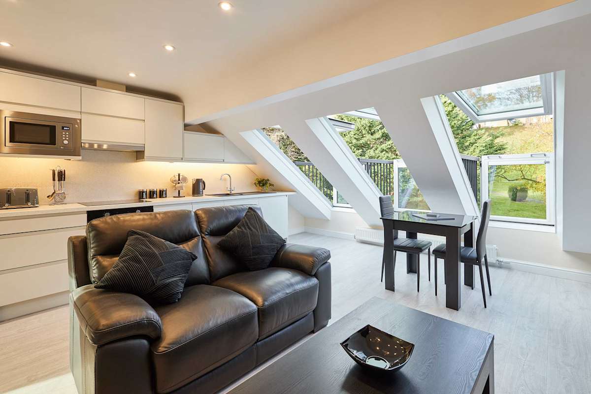 Ross's View, Attic, Apartment 5 – photo 1