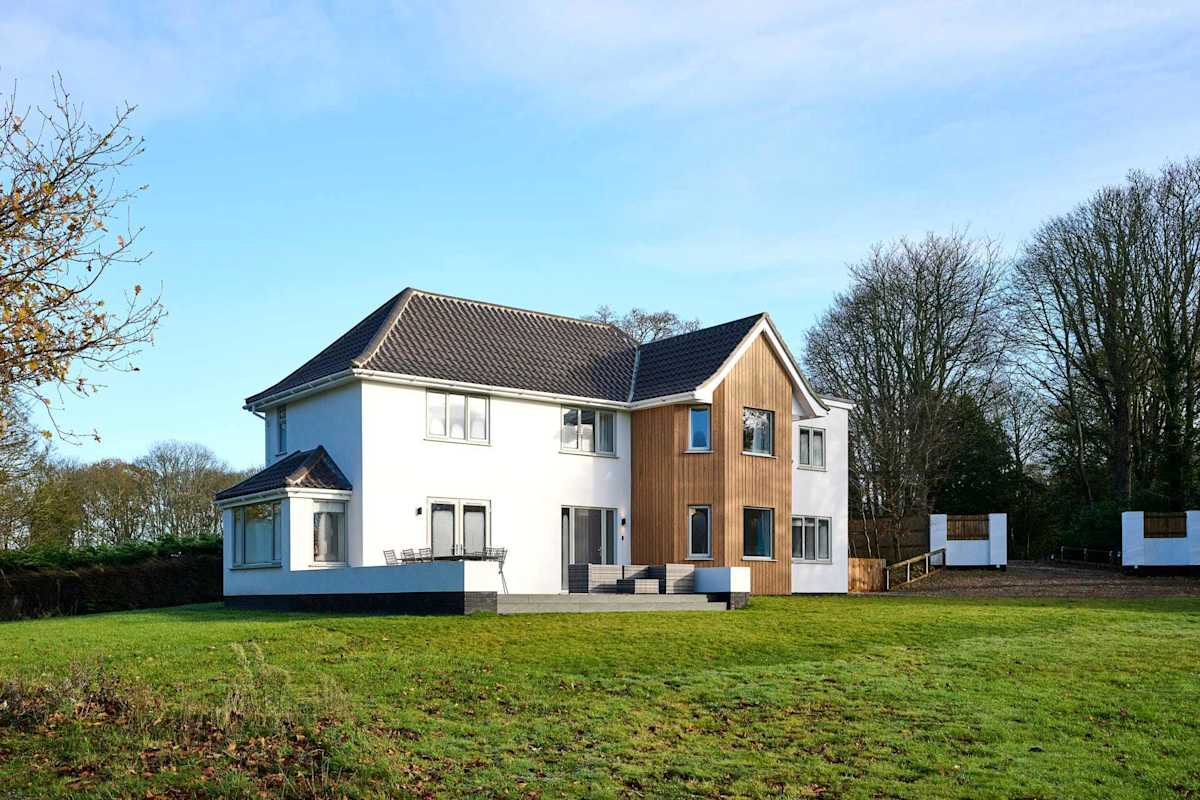 Roundwood House – photo 1