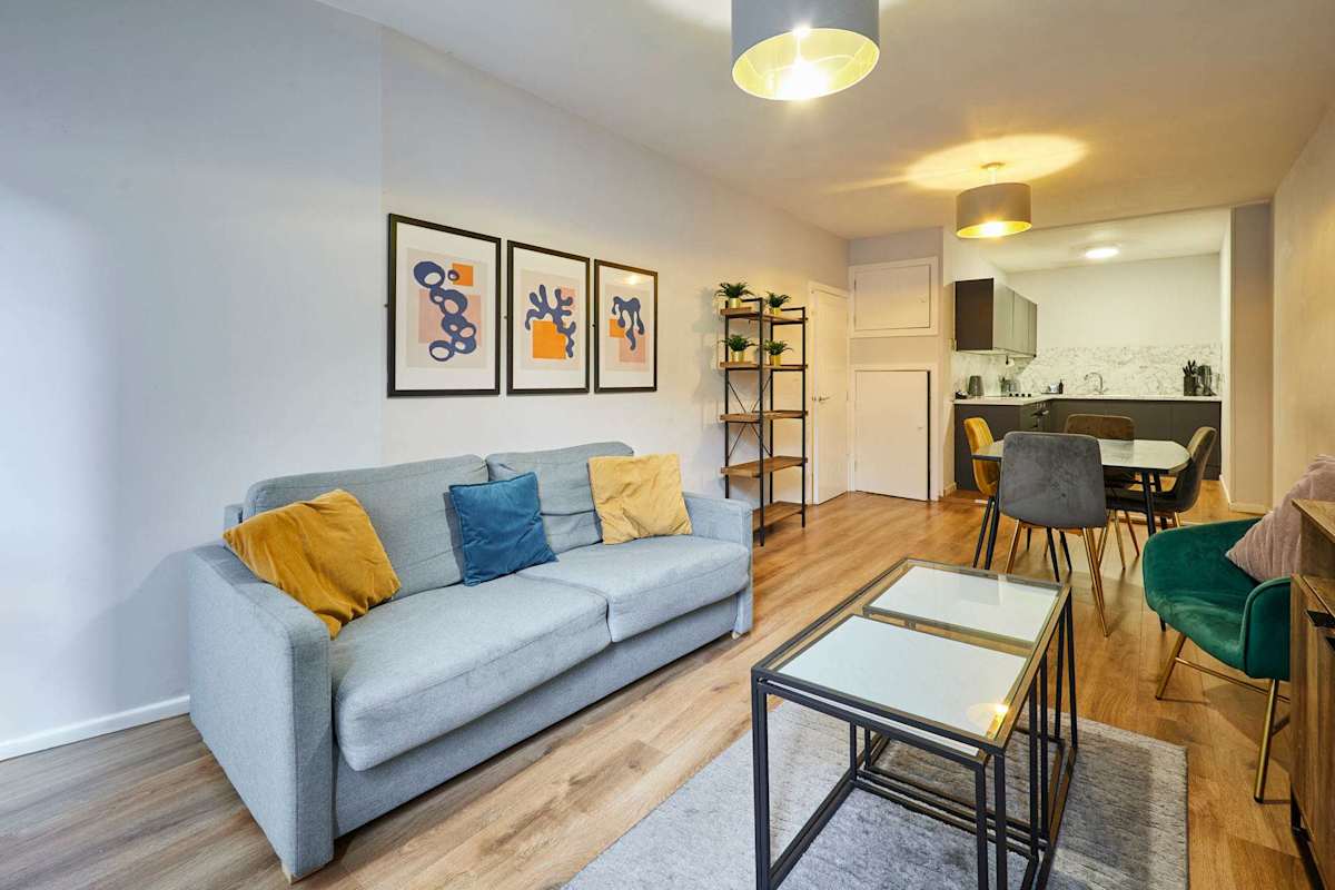 Apartment 2, Stanley Street – photo 1
