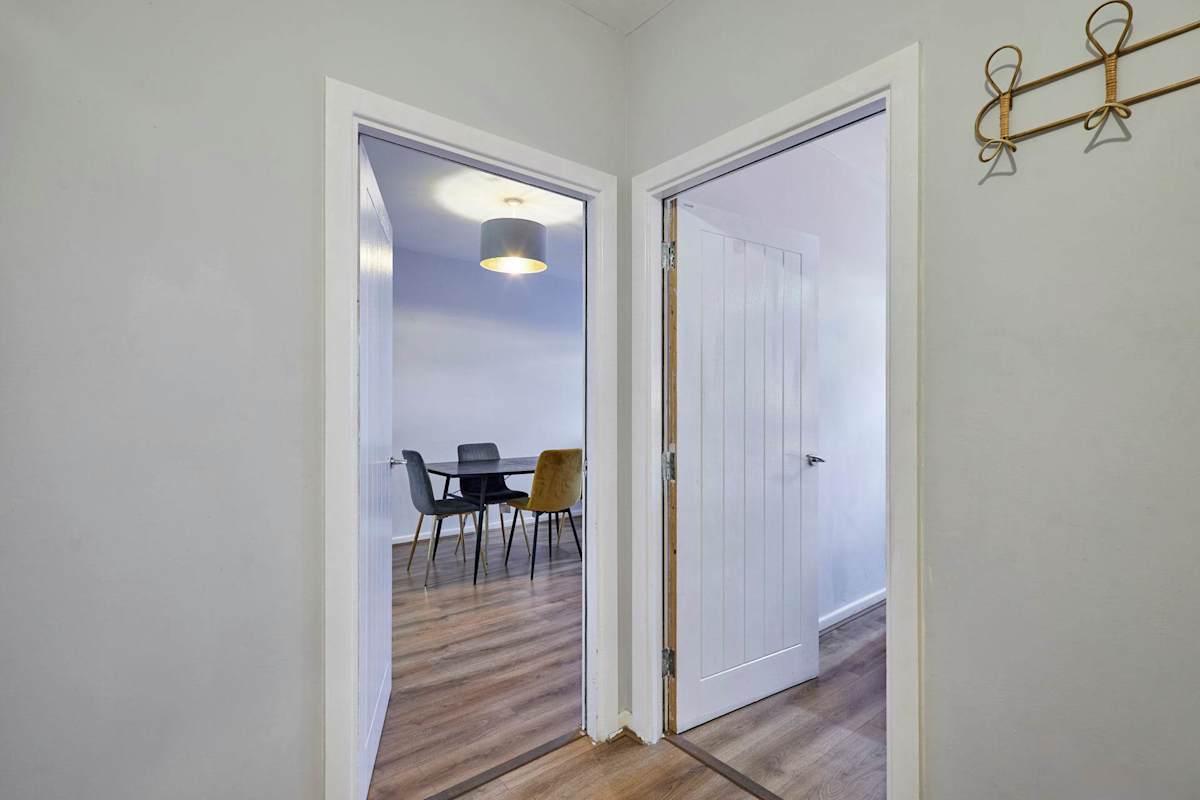 Apartment 2, Stanley Street – photo 16
