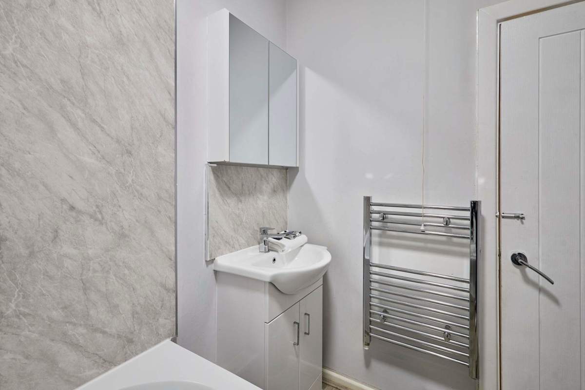 Apartment 2, Stanley Street – photo 27