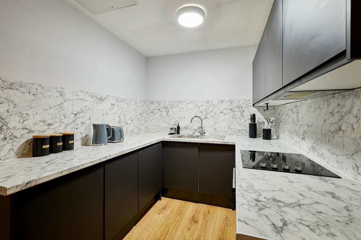 Apartment 5, Stanley Street – photo 14