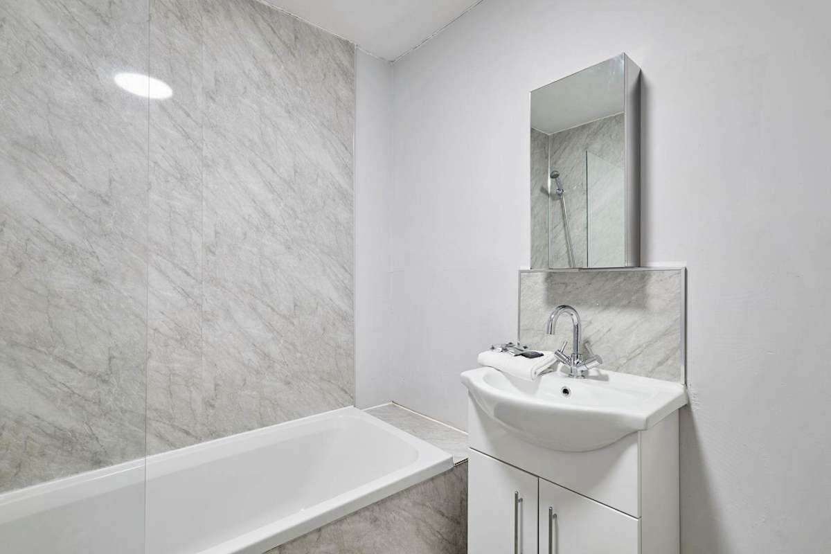 Apartment 5, Stanley Street – photo 24