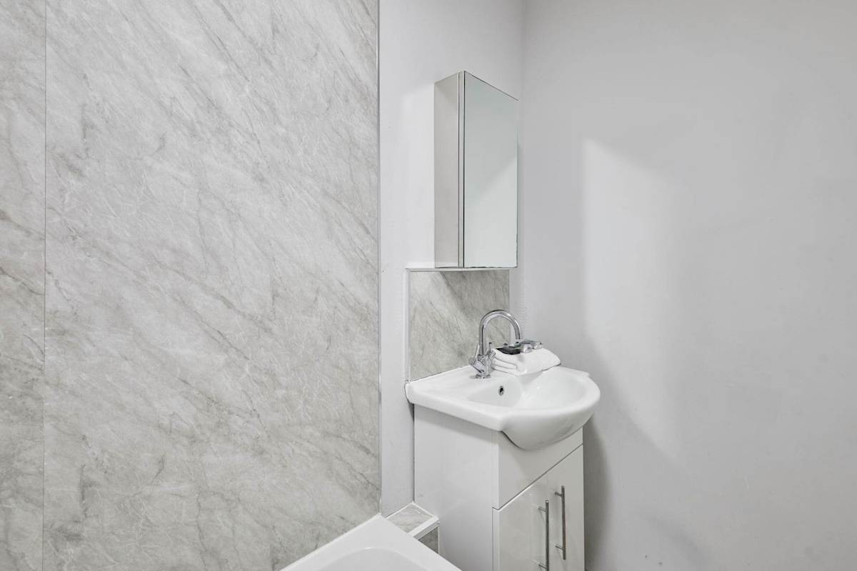 Apartment 7, Stanley Street – photo 28