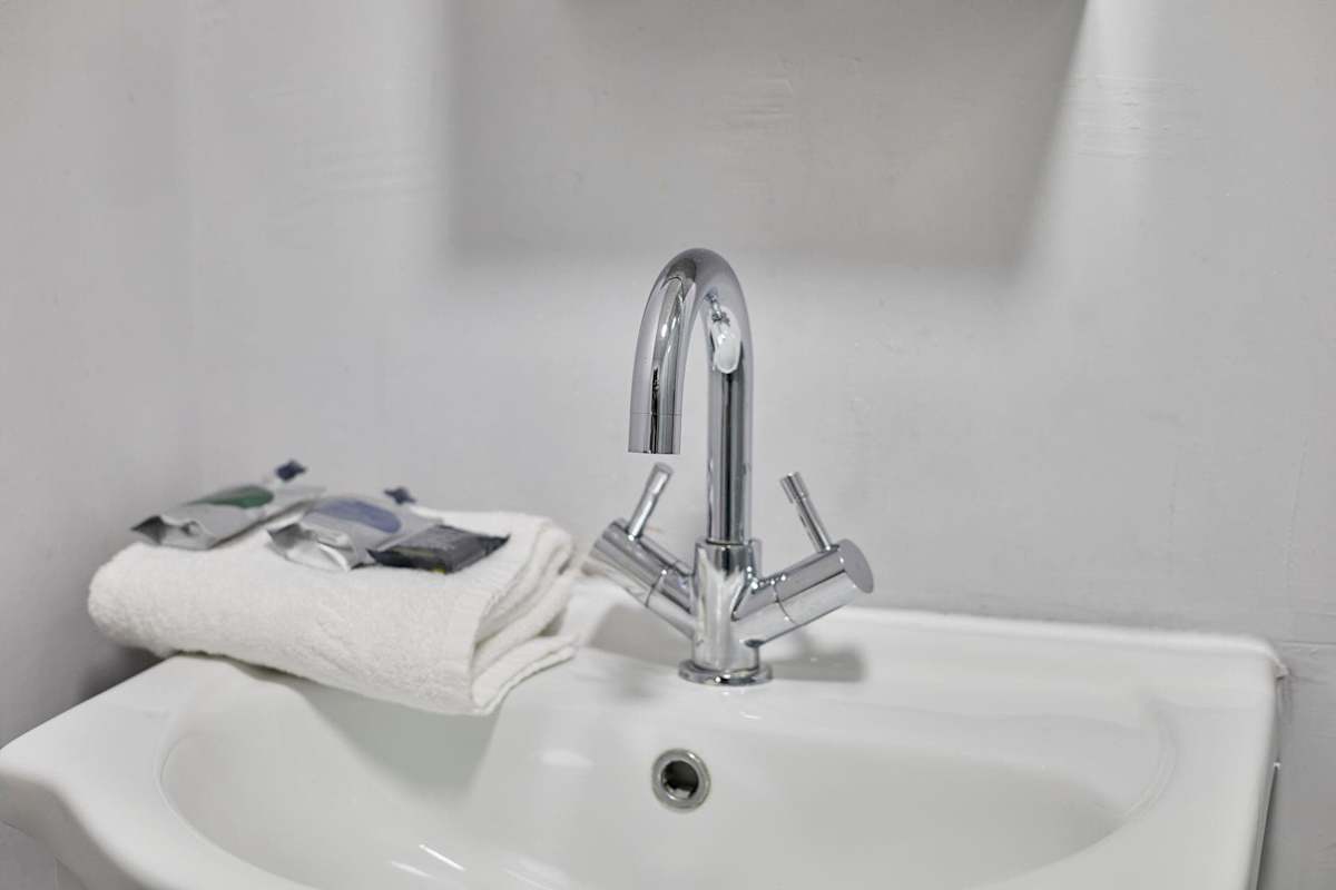 Apartment 8, Stanley Street – photo 25