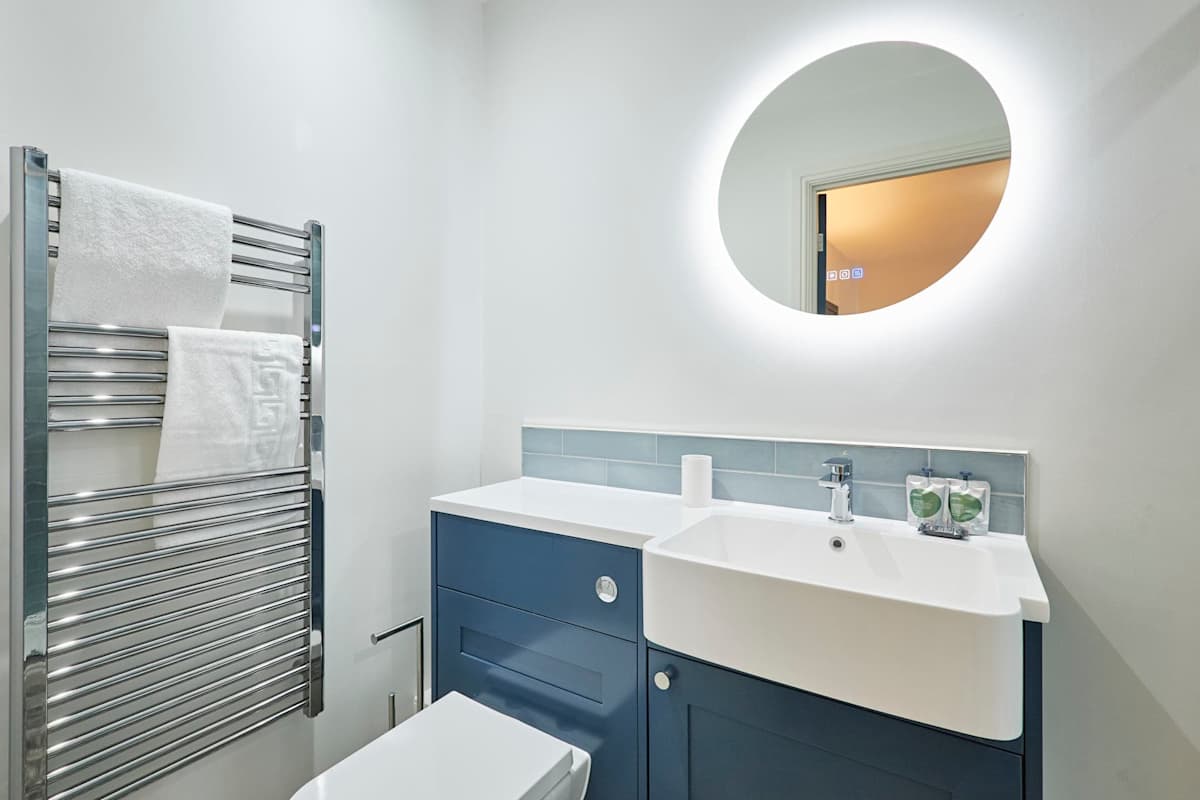 The Langley Hotel, Apartment 6 – photo 17