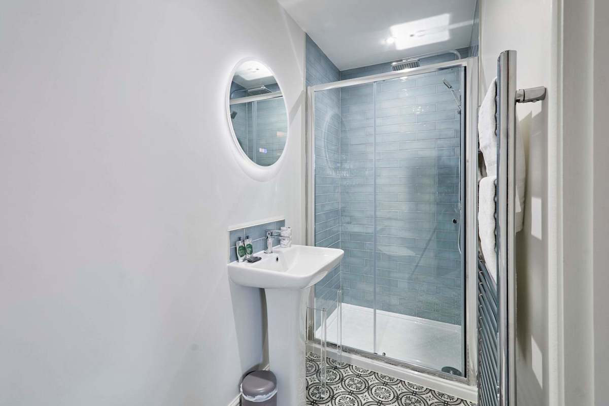 The Langley Hotel, Apartment 9 – photo 15