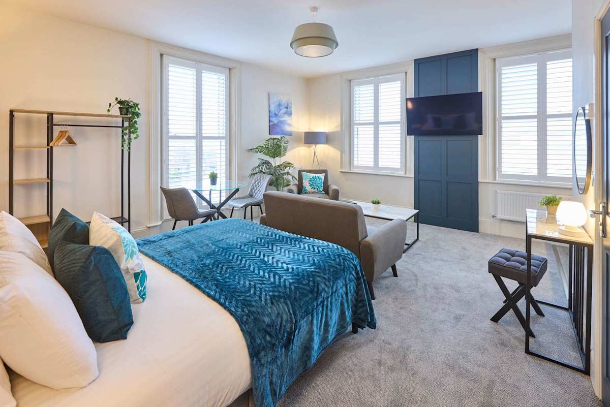 The Langley Hotel, Apartment 5 – photo 1