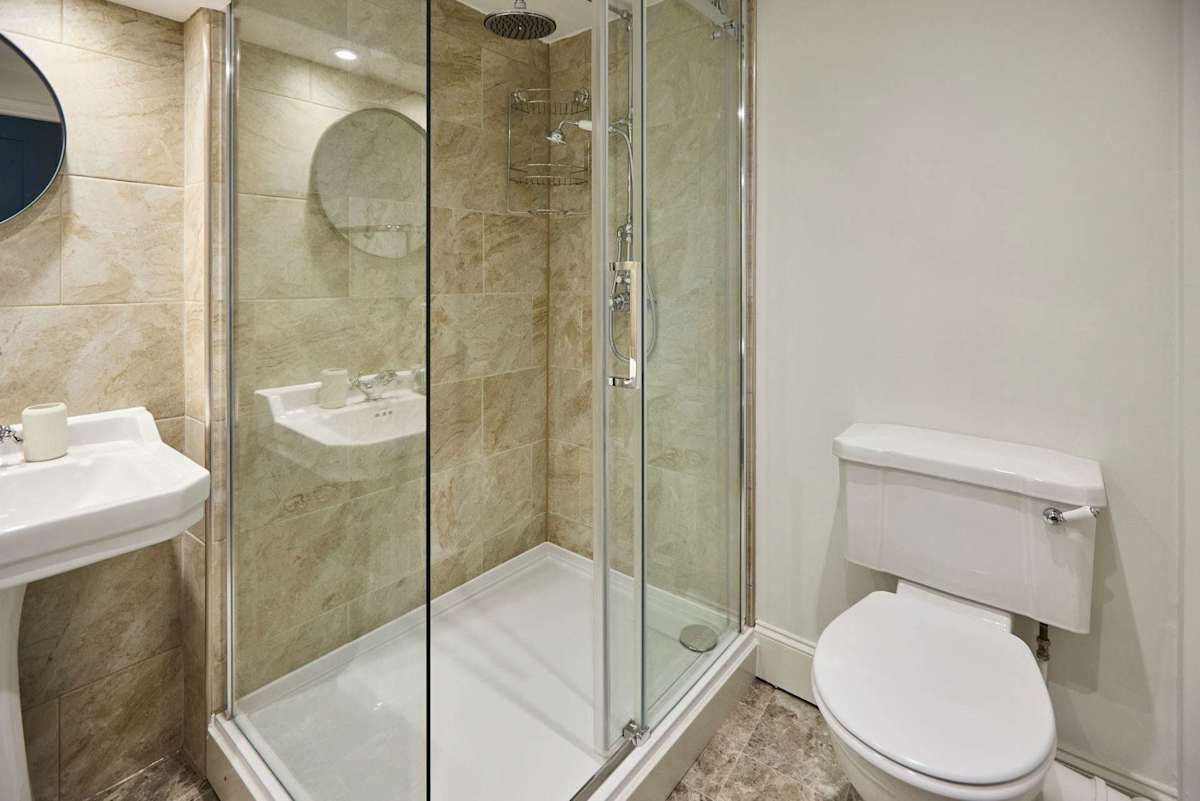 The Langley Hotel, Apartment 12 – photo 17