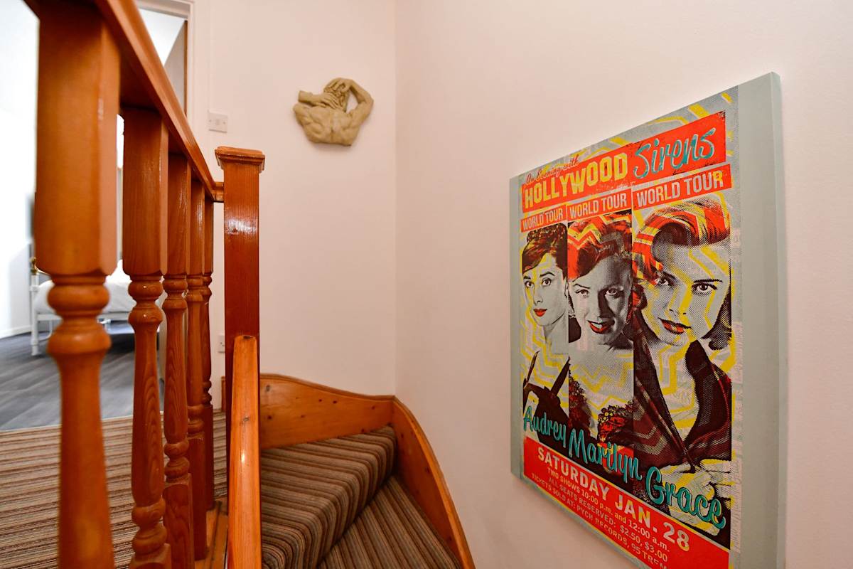 Oxford Street House – photo 20