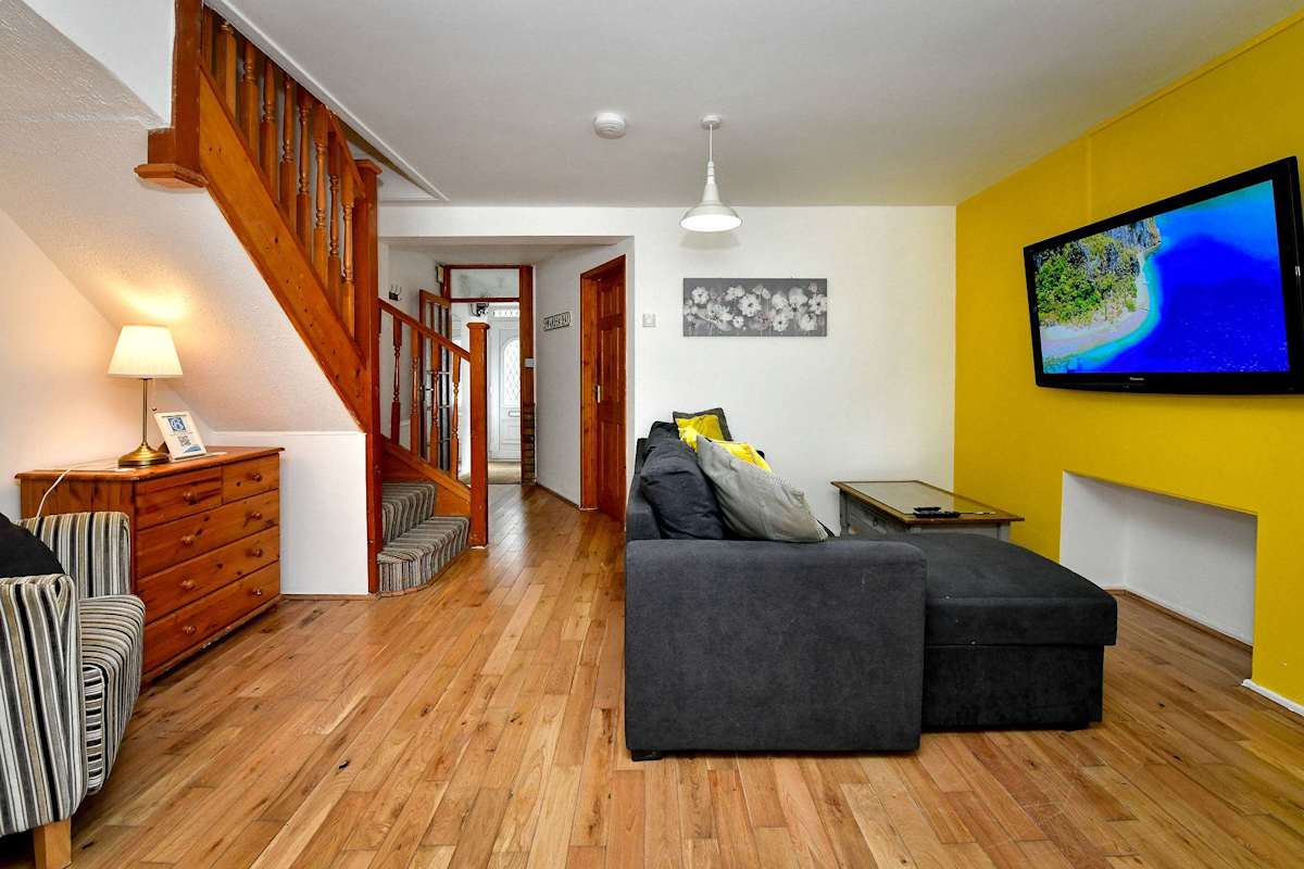 Oxford Street House – photo 3