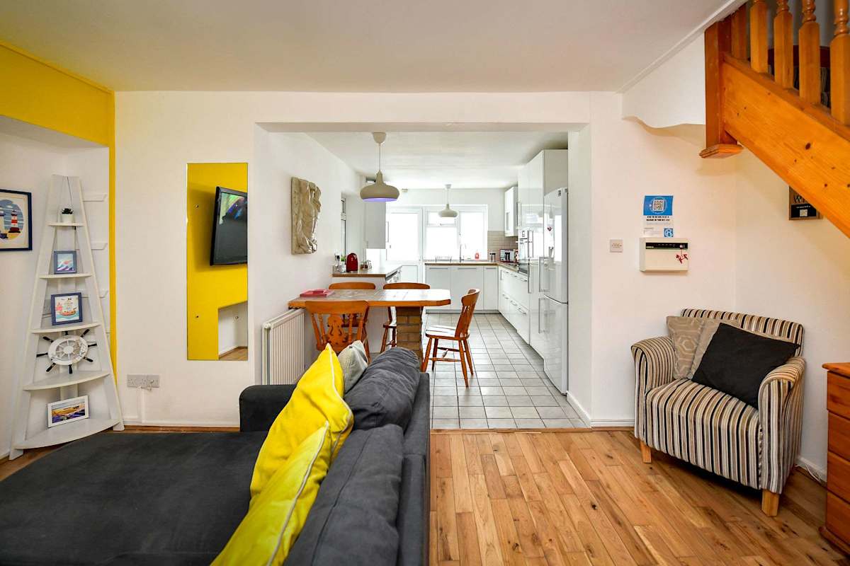 Oxford Street House – photo 11