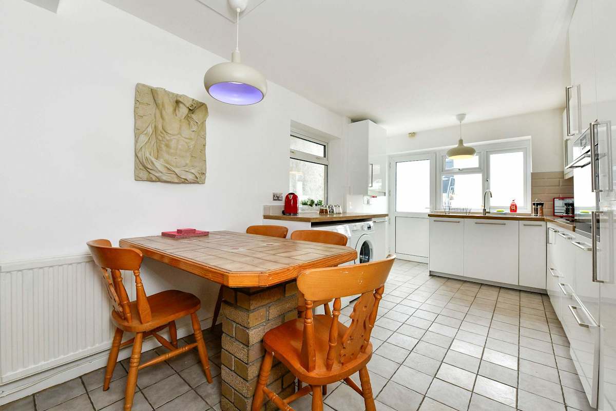Oxford Street House – photo 8