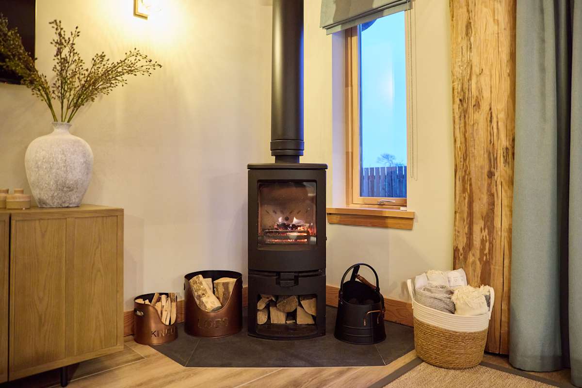 Cabin on the Loch – photo 12
