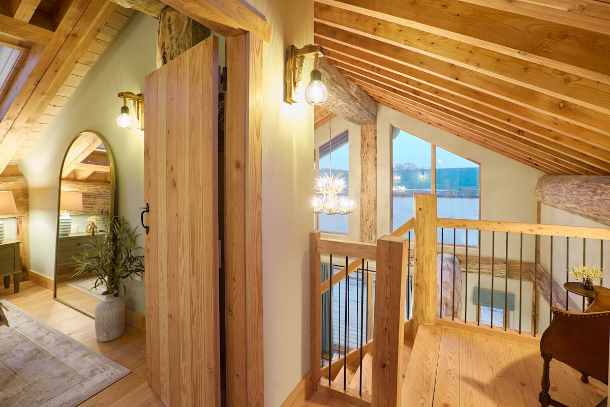Cabin on the Loch – photo 14