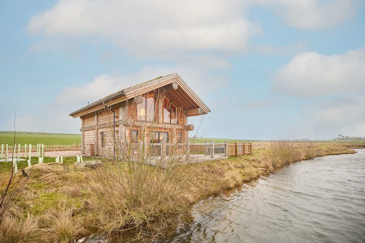 Cabin on the Loch – photo 2