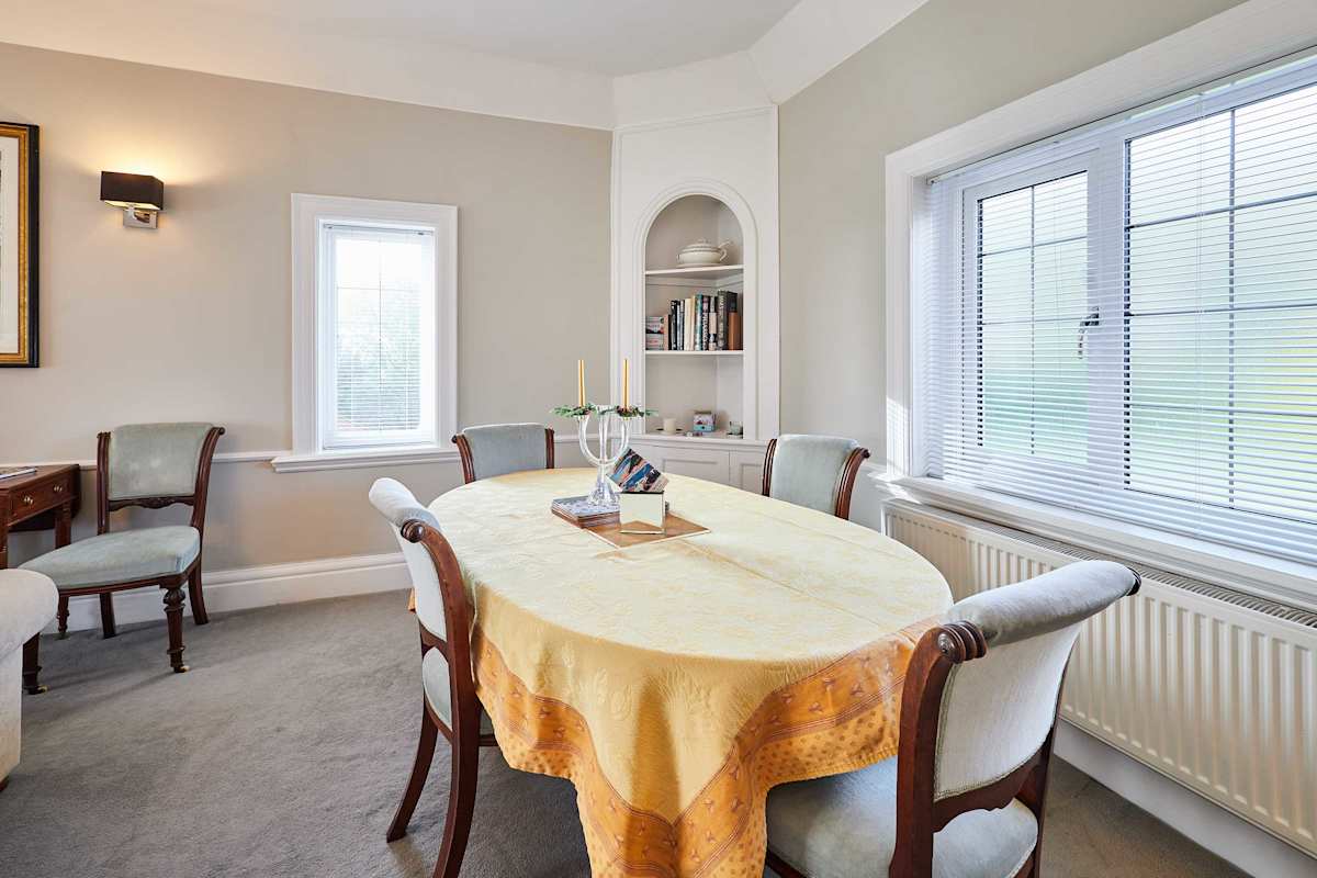 Deepdale Apartment – photo 9