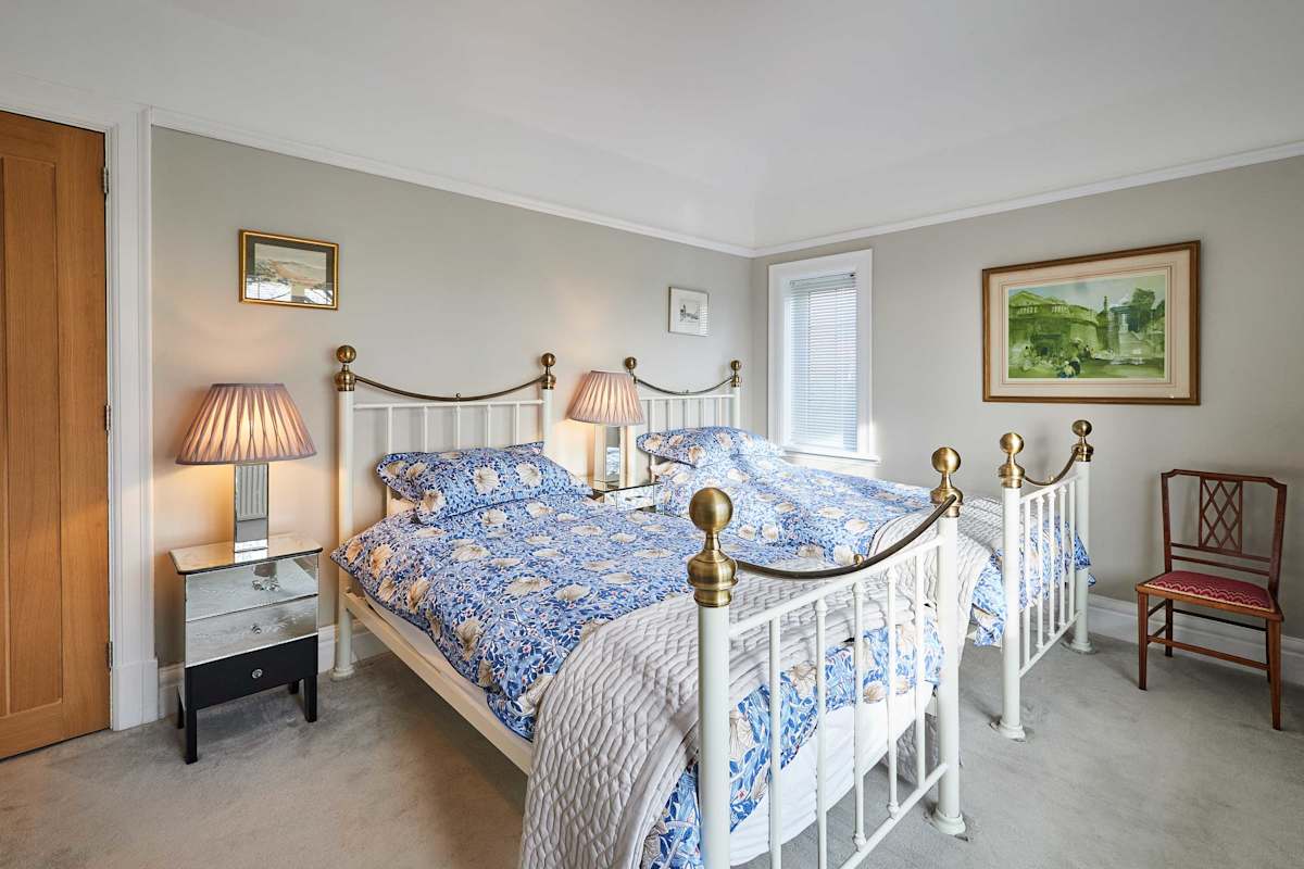 Deepdale Apartment – photo 17