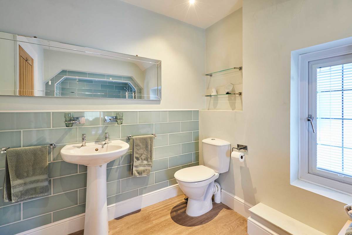 Deepdale Apartment – photo 20