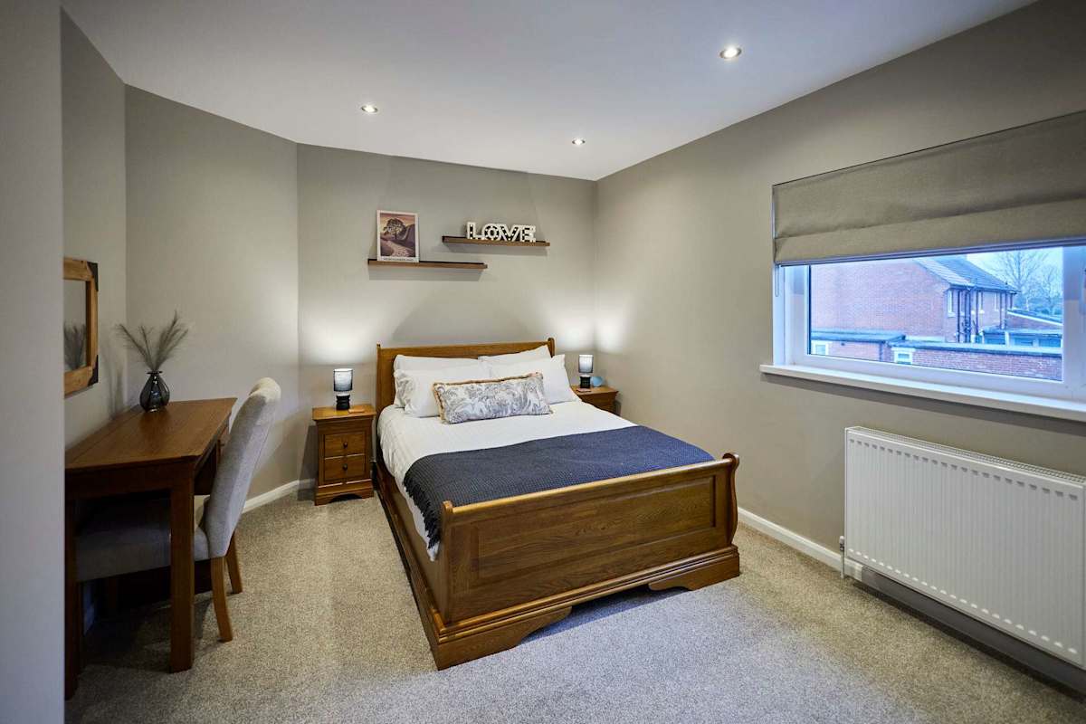 Crescent House – photo 1