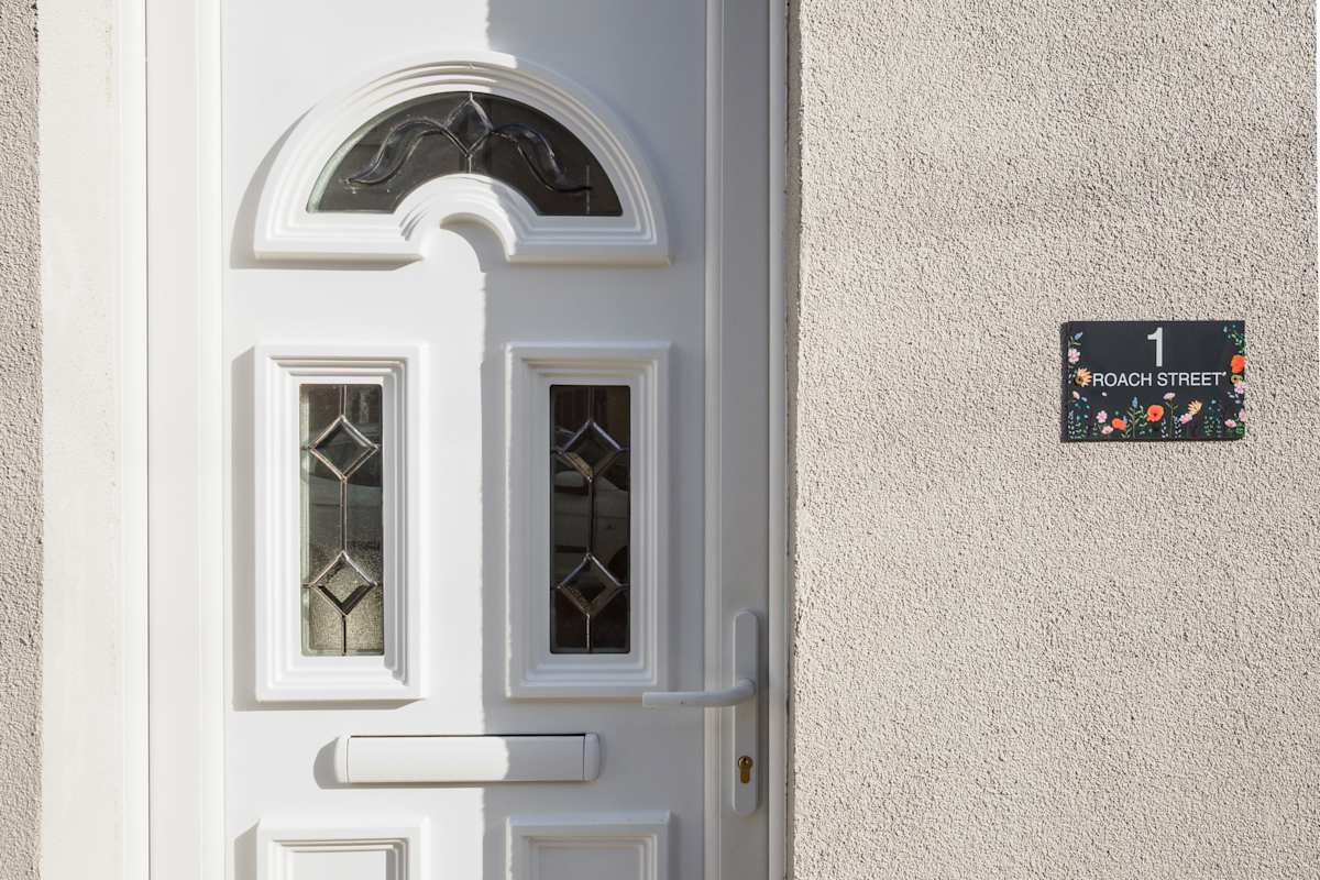 Roach Street – photo 20
