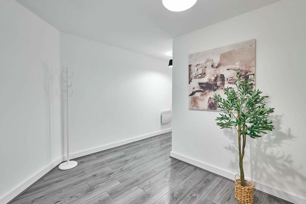 10 Queens Court – photo 25