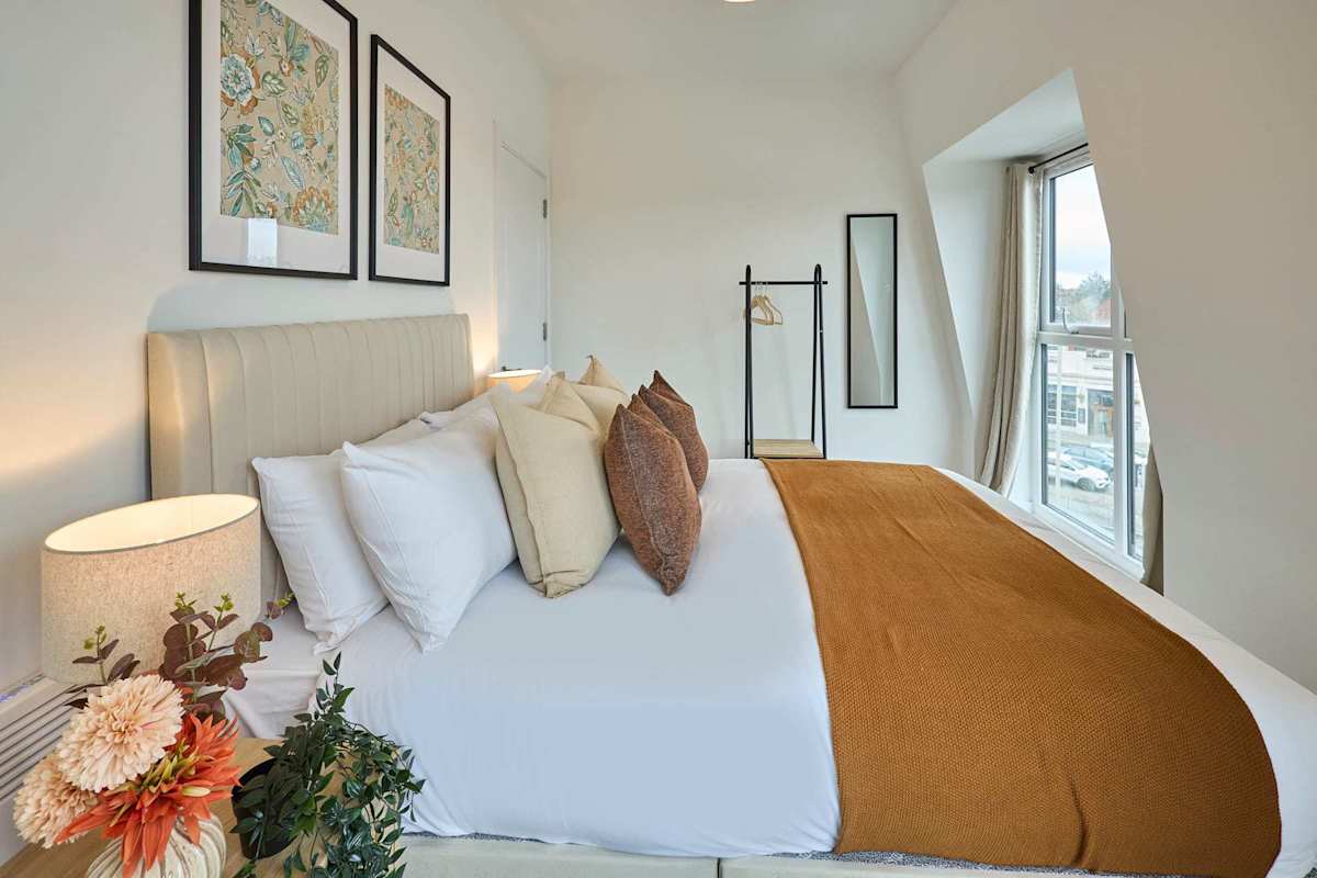 18 Queens Court – photo 2