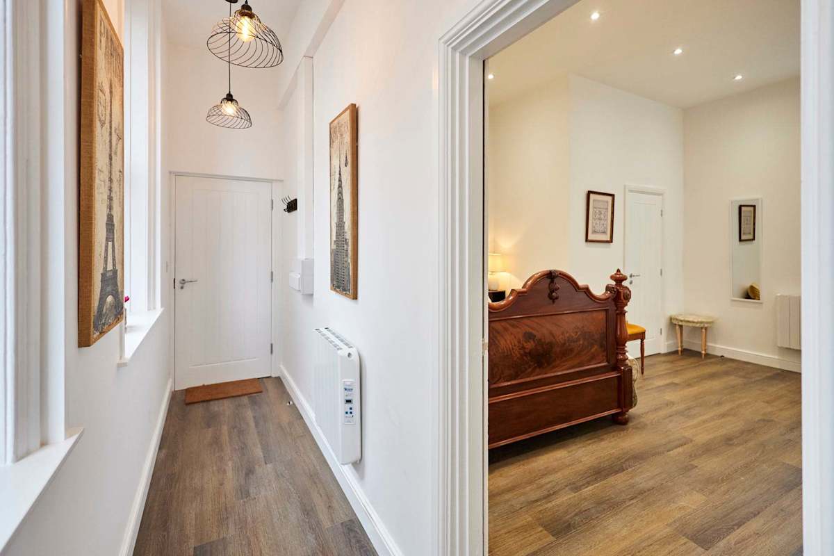 The Coach House Apartment 3 – photo 19