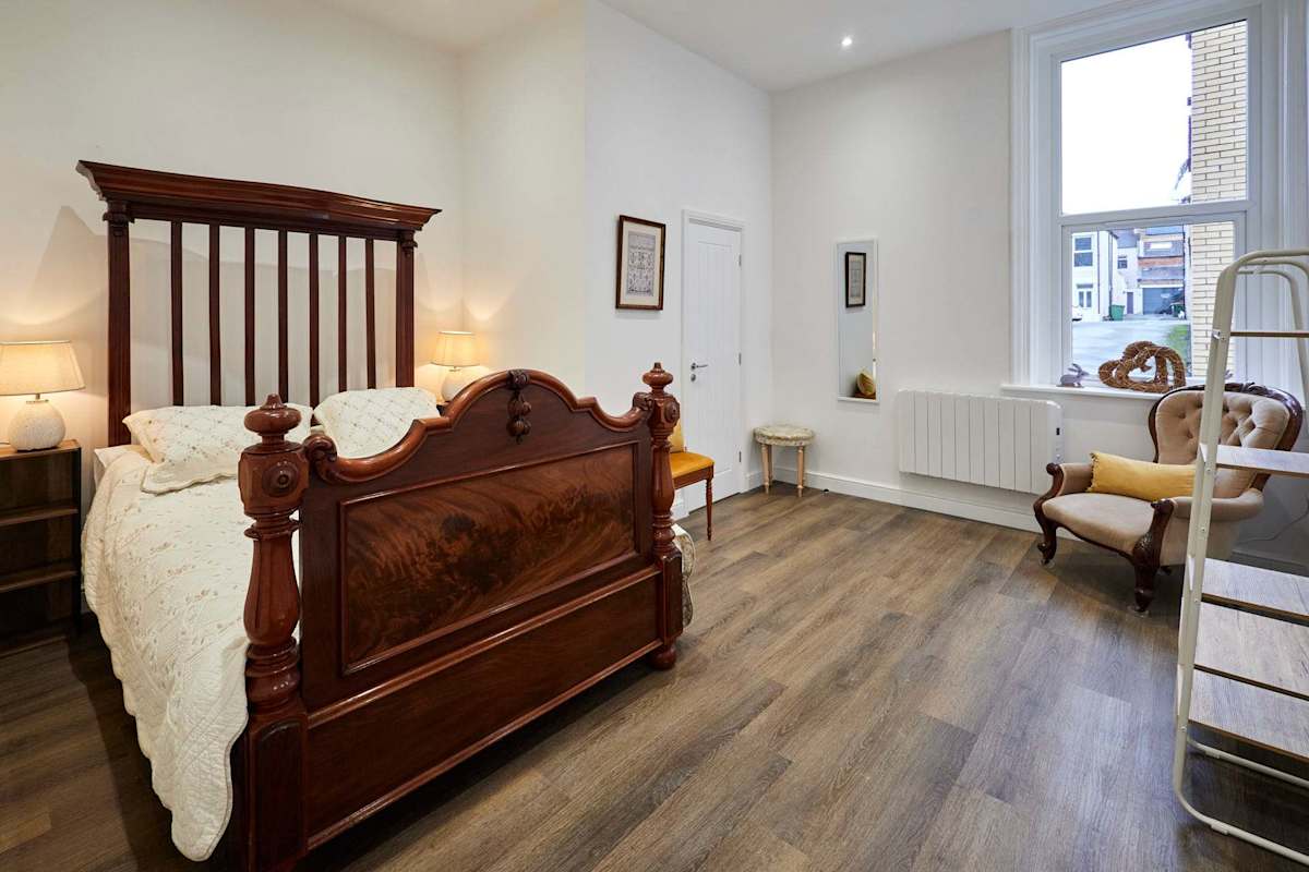 The Coach House Apartment 3 – photo 13