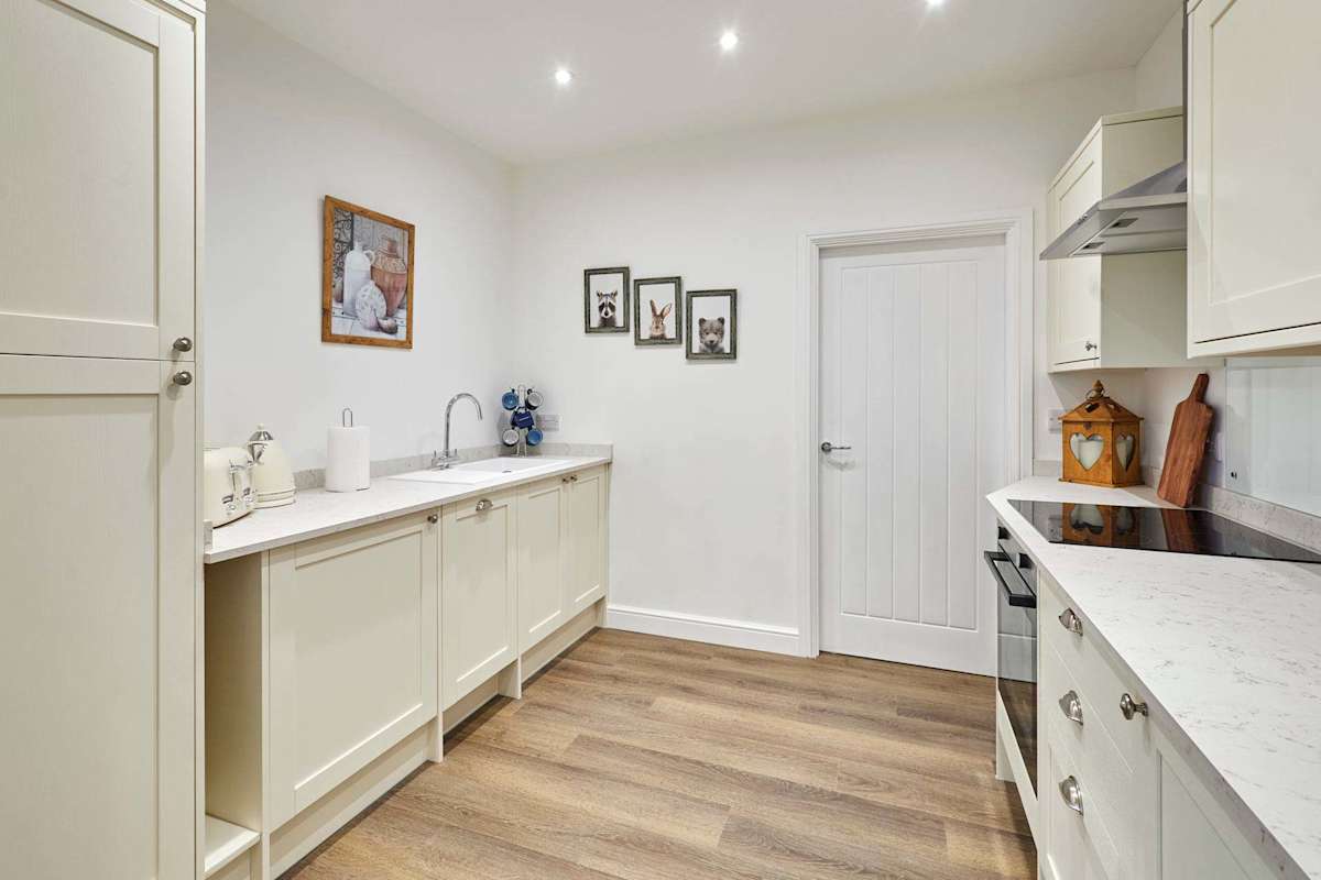 The Coach House Apartment 3 – photo 3