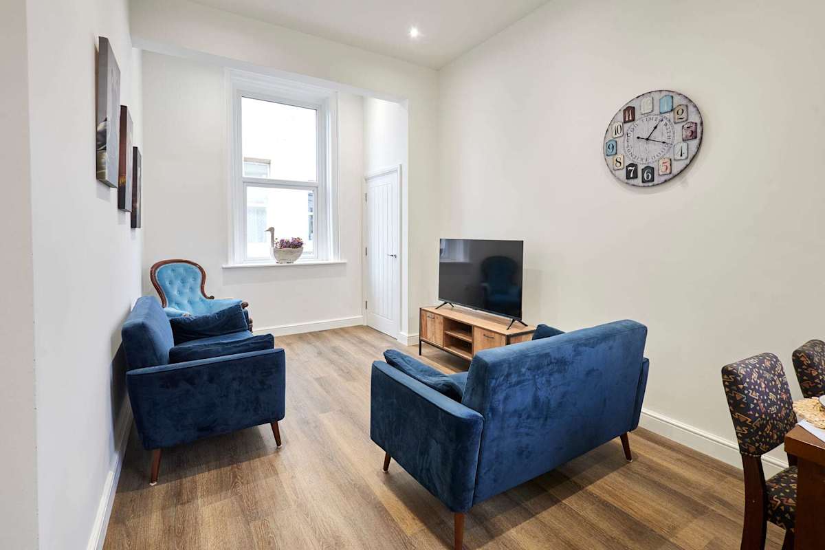 The Coach House Apartment 3 – photo 6