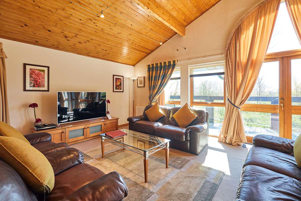 Lodge 32 – photo 1