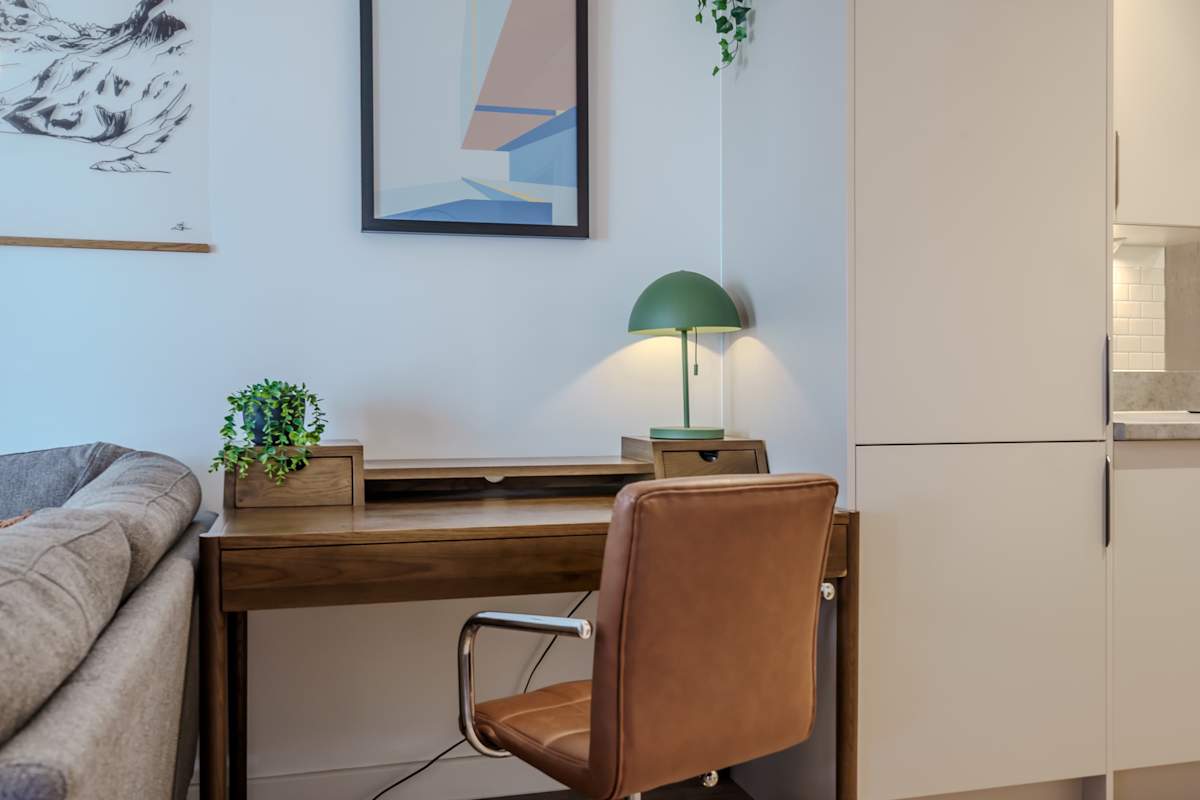 Austin House – photo 11