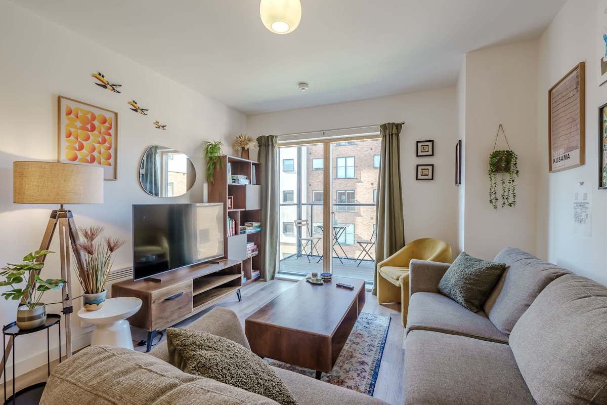 Austin House – photo 1