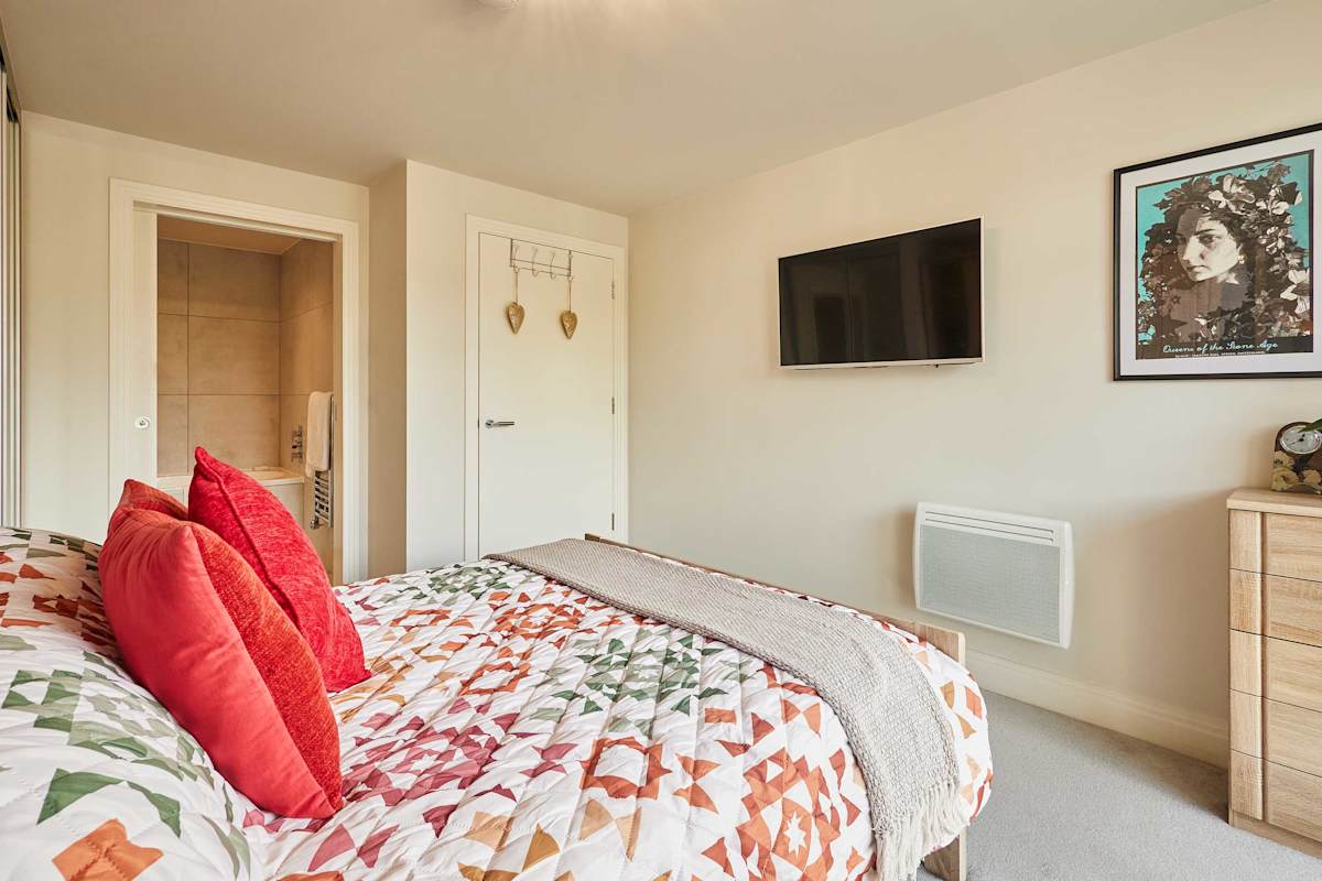 Apartment 8 – photo 16