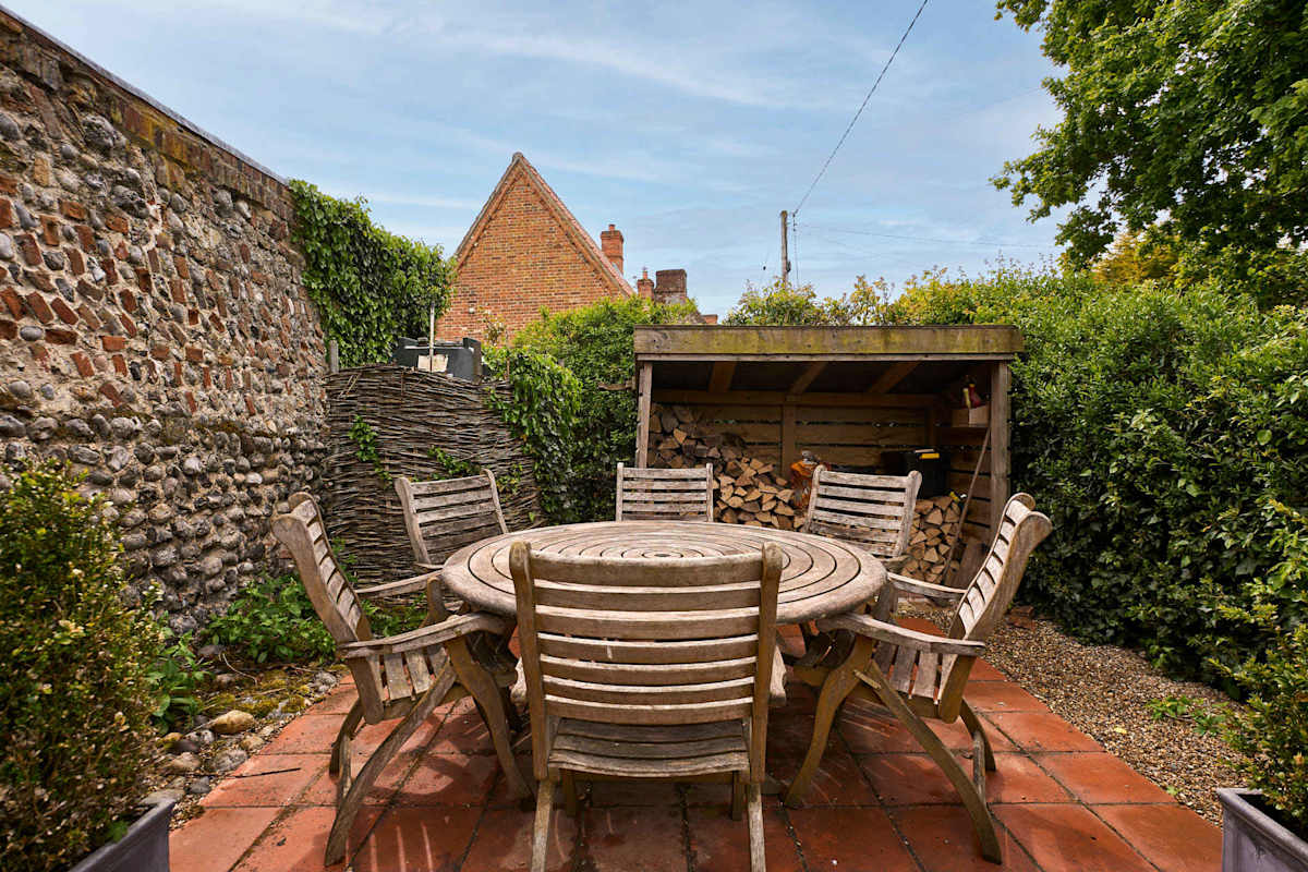 Woodcutters Cottage – photo 5