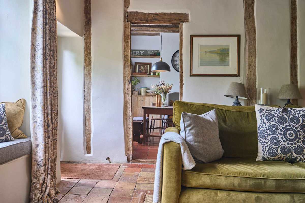 Woodcutters Cottage – photo 17